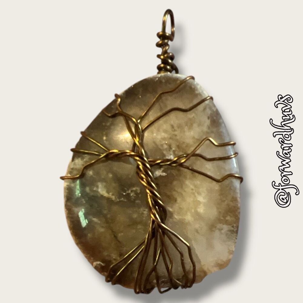 Tree of Life Wire-Wrapped Stone Pendant – Natural Elegance